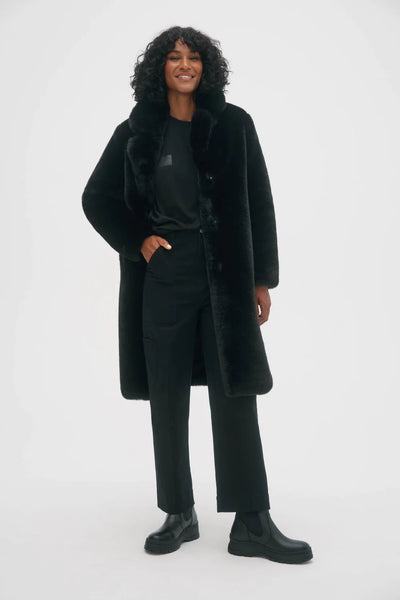 Select black clearance fur coat