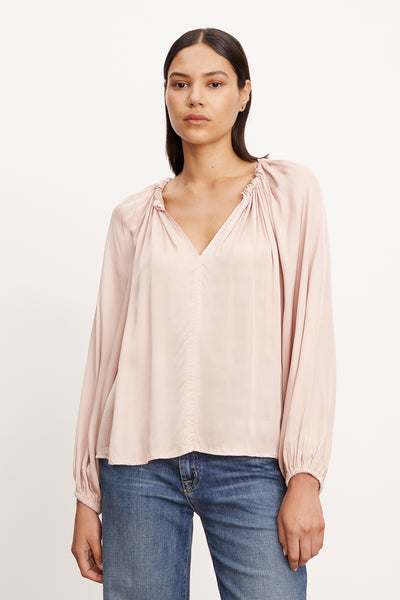 Noria - Satin Viscose Long Sleeve Top - Crema