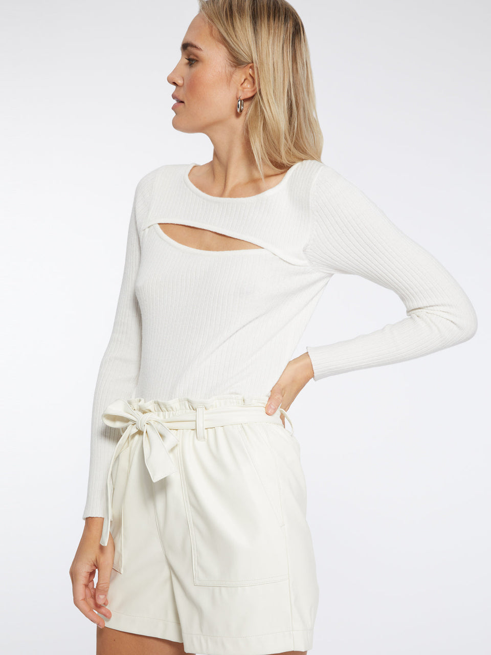 Cut Out Sweater- White